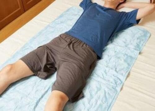 極冷のふとんタナカ「ひんやりマット」が最強！ 冷感ジェルマットおすすめ イメージ2
