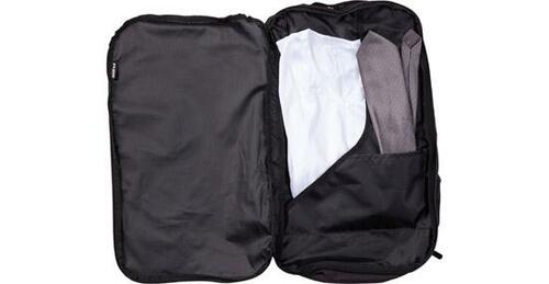 ④収納力MAX! 何でも入っちゃう「Slicks Travel Bag Complete Kit 」