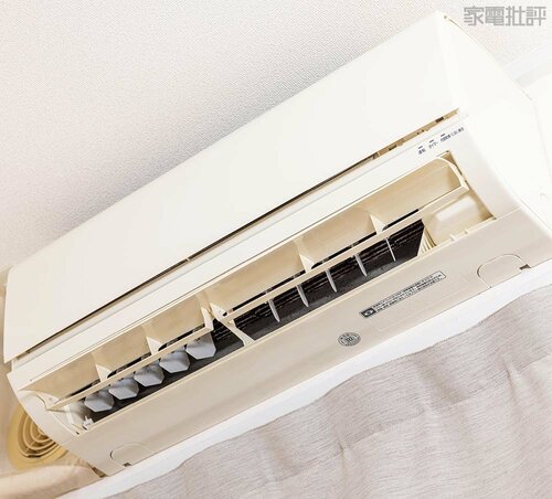 エアコンは部屋全体を暖められて電気代も安い 電気ストーブ・遠赤外線ヒーターおすすめ イメージ