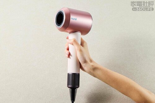 ダイソン 712g（ケーブル、プラグを含む） 高級ドライヤーおすすめ イメージ