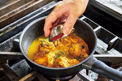 特徴1:フライパン1つでちゃちゃっと作れる カレールーおすすめ イメージ