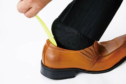 靴べらをスッと取り出して“できる感”を演出 イメージ2