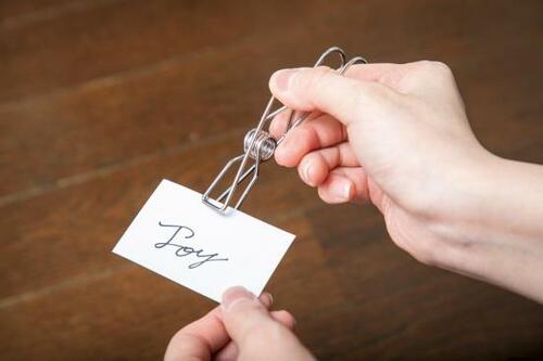 その5：中身の見えない収納タグ付け活用で中身を見える化！ イメージ3