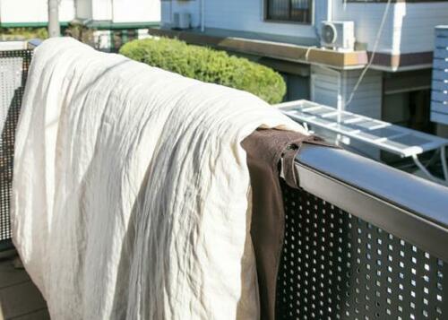 しっかり掴むからこそ使いにくい布団ばさみ