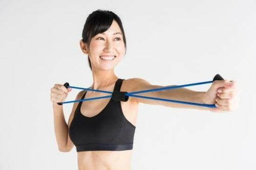 たった1本で全身に効く！超万能なトレーニングチューブ イメージ