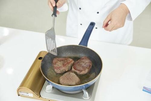 テスト3.調理(鶏胸肉、牛肉、温玉) イメージ2