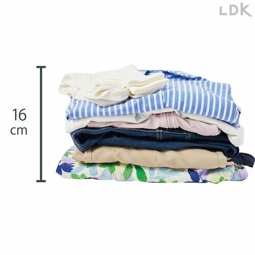 2泊3日の衣類が全部ひとまとめ ダイソーの圧縮袋おすすめ イメージ