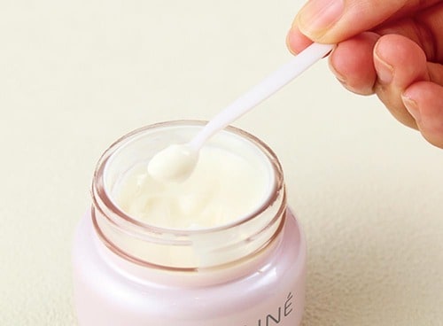 使用感：◯ エイジングケアを叶えるフェイスクリームおすすめ イメージ