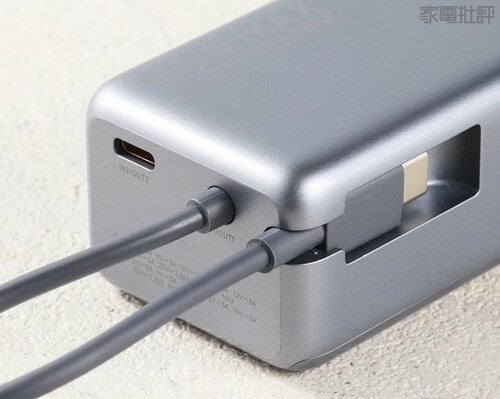 ケーブルとポートは出力が異なる モバイルバッテリーおすすめ イメージ