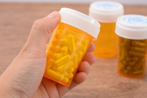 第13位:Medium「Medicine Pill CASE 3PACK (YELLOW)」 ピルケースおすすめ イメージ3