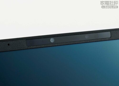 【使い勝手】手軽に持ち歩ける軽さでビデオ会議も実用的 小型ノートPCおすすめ イメージ3