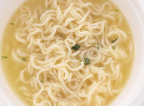 減塩レトルト食品おすすめ サンヨー食品 サッポロ一番 減塩 塩らーめん イメージ2