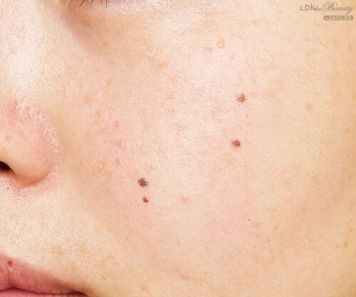 うるおったようなツヤをGETできる ベージュ下地おすすめ イメージ