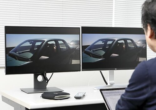 大橋伸太郎氏が厳しく画質チェック「LGはテレビ的、Dellはモニター的ですね」
