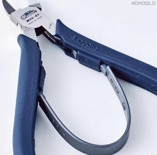 選び方1:バネの方式 プラモデル用ニッパーおすすめ イメージ2