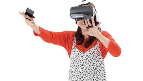 コントローラーで別格の没入感！ スマホと思えないBotsNew VR イメージ3