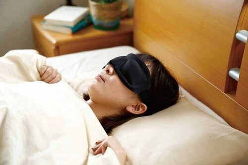 ［アイマスク］暑くても蒸れない“3Dマスク”がキテるんです イメージ3