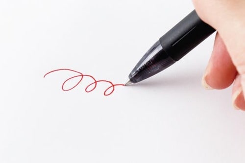 触れてもにじまない！ 重要書類向け超速乾ボールペン イメージ2