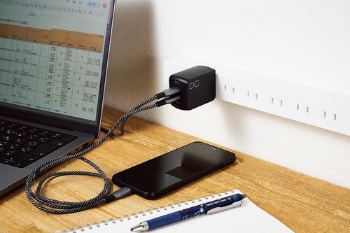 コンパクトかつポートが多い! 充電器おすすめ イメージ2