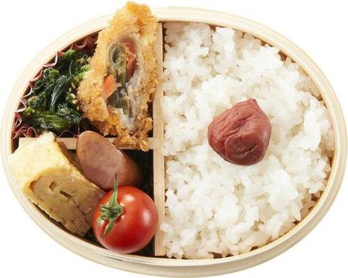 C評価: あまり吸湿されず 山家漆器店「木製曲げわっぱ 小判弁当箱」 イメージ2