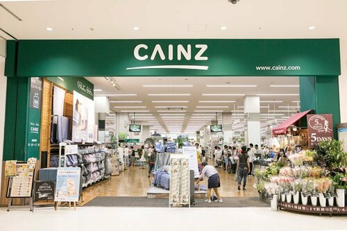 関東圏から全国へと実店舗が拡大しています
