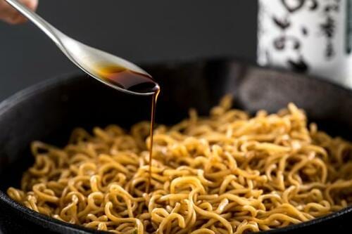 芳醇な磯の香りは何でも合って万能もへじの磯が香るあおさ醤油 イメージ2