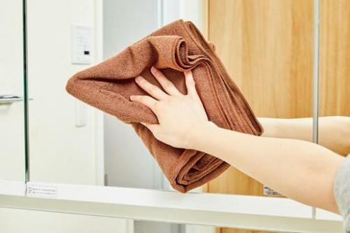 タオルを使った洗面所掃除ラクテク！ イメージ