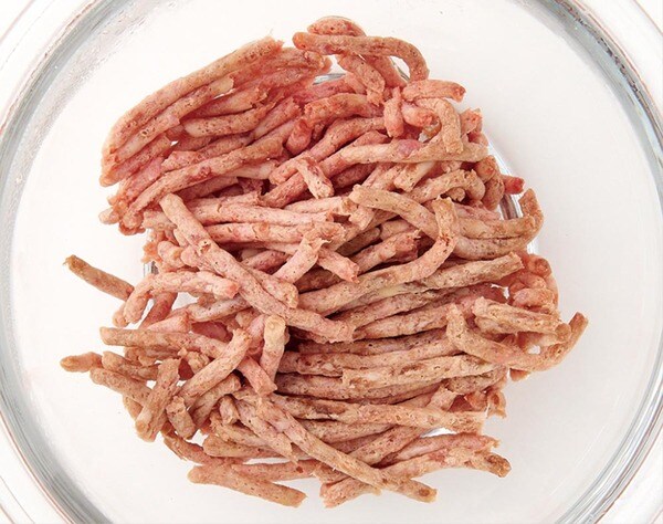 カインズ 切りやすく熱に強い食品用ラップで保存したひき肉の画像