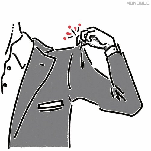 指で約1cmつまめる余裕がある メンズジャケットおすすめ イメージ
