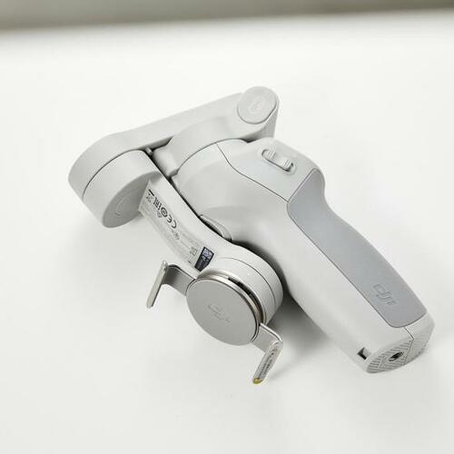 ブレ補正、操作性などすべてが完璧!DJI「OM 4」