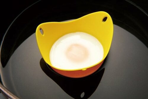 プカプカ鍋の中に浮かぶ姿が愛らしい イメージ
