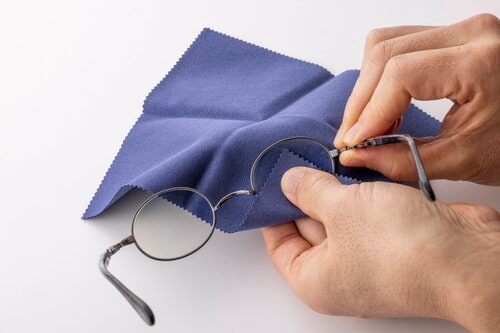 くもりは取れず水滴も残っている メガネ用曇り止めおすすめ イメージ3