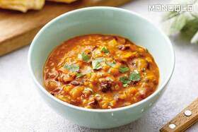 簡単スパイスカレーの作り方！ インドで人気の「金時豆のカレー」のレシピと野菜カレーのコツ(MONOQLO) のイメージ