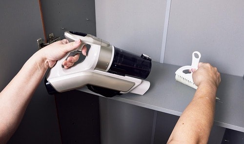 1：ゴミを吸う 除湿剤おすすめ イメージ