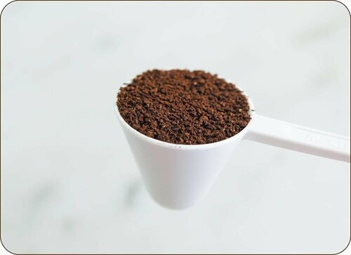 STEP3:コーヒー粉は1杯8g イメージ
