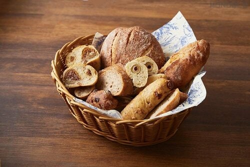 ハード系パンの魅力って? 通販で買えるハード系パンおすすめ イメージ