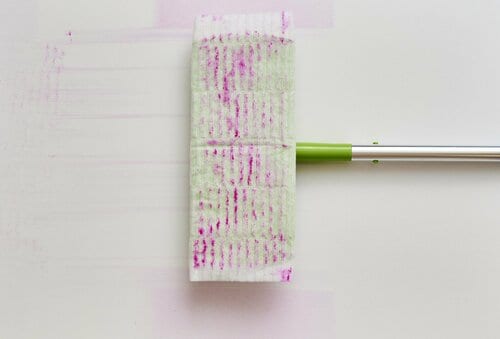 キャッチ力は良いのに、汚れ落ちでは不安な結果に ドライタイプのフローリング用掃除シートおすすめ イメージ2