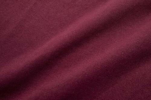 差し色にぴったりなユニクロ「クルーネックT」 イメージ2