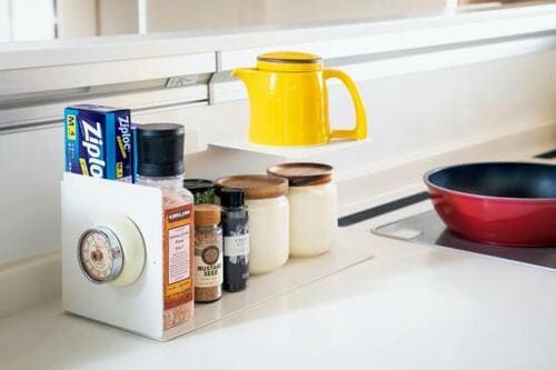 おすすめはキッチン収納！ちょこっと置き棚が作れます イメージ