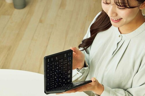 折りたたみタイプ モバイルキーボードおすすめ イメージ