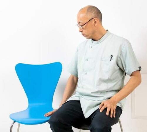 格安ネット通販で発見!セブンチェアのリプロダクト品