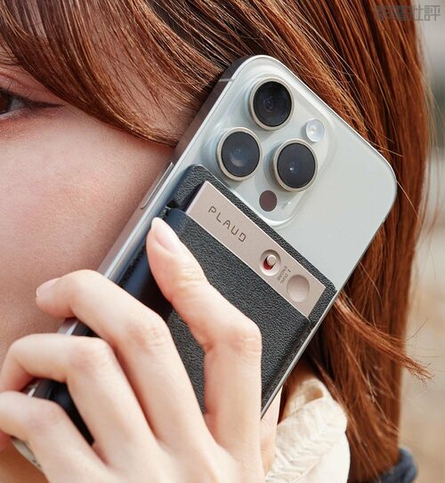 付属ケースでスマホの裏側に装着できます スマホアイテムおすすめ イメージ