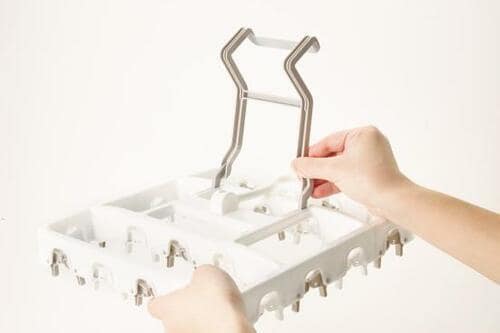 カインズの小物用ハンガーならピンチをつままず干せる！ イメージ4