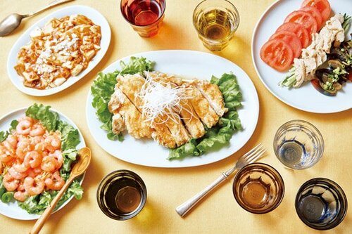 中国のつややかな食器は 和食もおいしく引き立てます イメージ