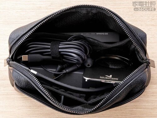 【6位】アンカー「Style Pouch」 ガジェットポーチおすすめ イメージ