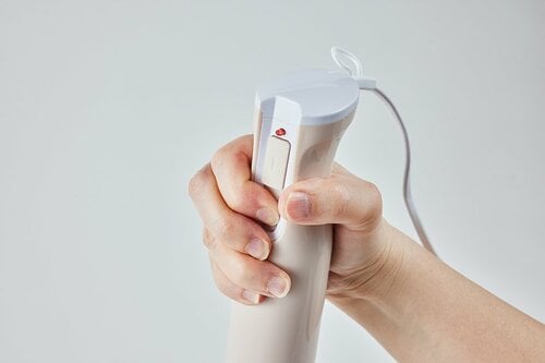スイッチが奥まで押しにくい ハンドブレンダーおすすめ イメージ