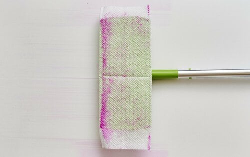 取り切れない汚れが目立つ ドライタイプのフローリング用掃除シートおすすめ イメージ2