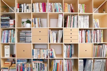 憧れの壁一面本棚】無印良品やIKEAよりマルゲリータをオススメしたい理由