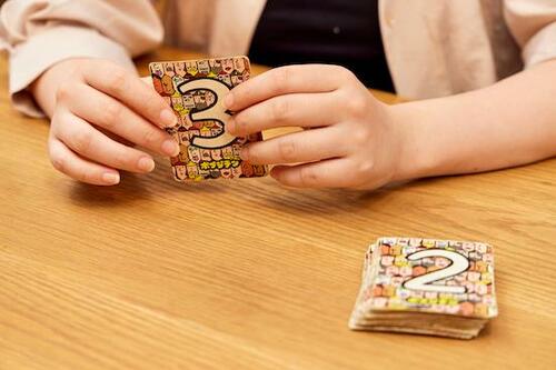 カタカナ禁止の説明ゲーム カードゲームおすすめ イメージ