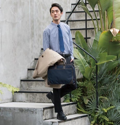 グローバルワークのストライプシャツはこう着るのが正解！ イメージ